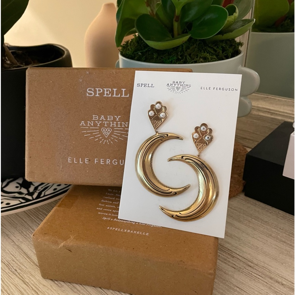 ❤️SPELL❤️ Luna Earrings